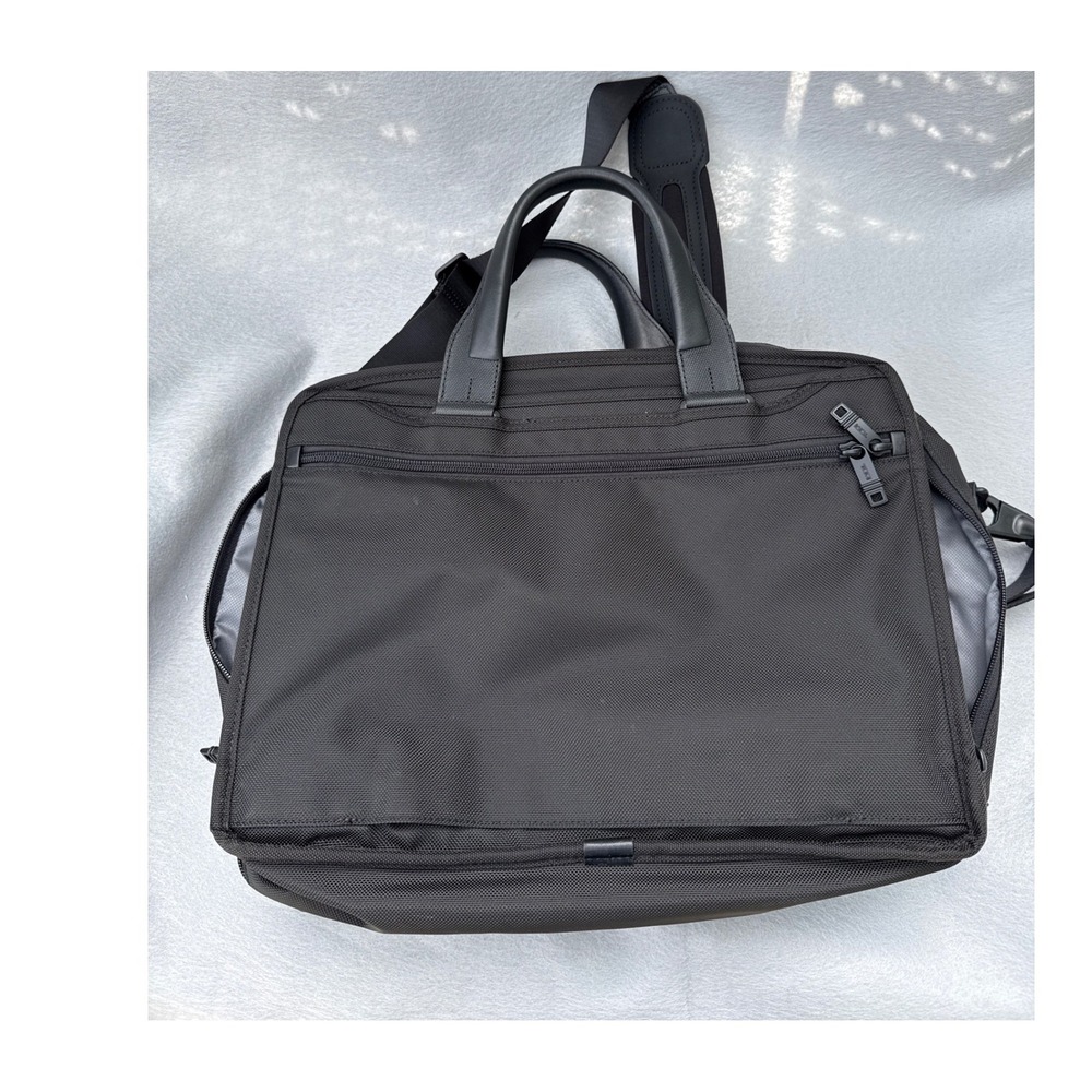 Tumi Alpha II Briefcase Travel Expandable Ballistic Nylon Laptop Bag Business - Picture 2 of 13